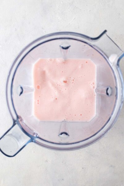 Strawberry frappuccino in a blender. 